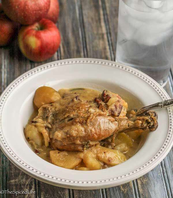 https://www.thespicedlife.com/wp-content/uploads/2015/12/Pot-Roast-Chicken-with-Apples-and-Cider-6-1-of-1.jpg
